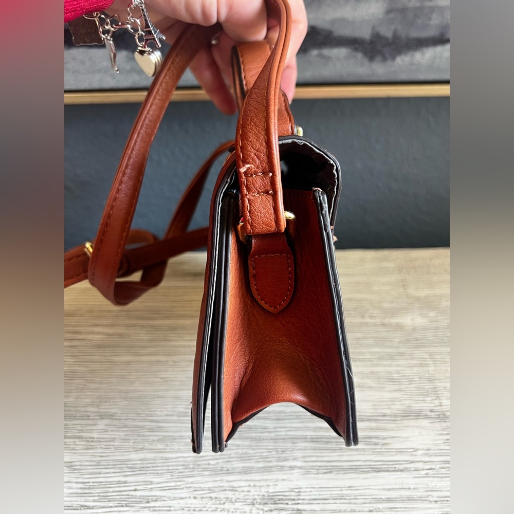 Enzo Angiolini Woven Brown and Tan Crossbody Bag - Picture 7 of 13